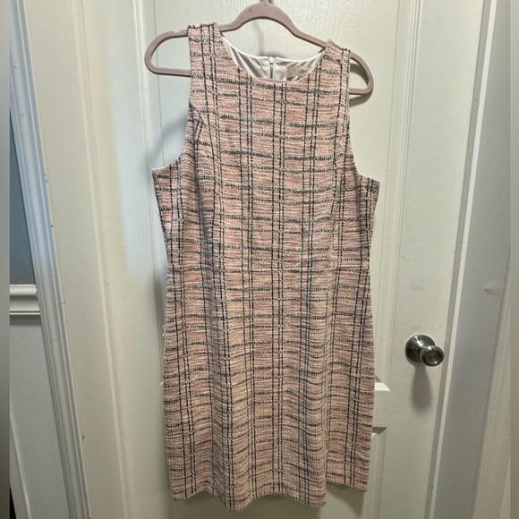 🛍️ Cute Barbie Plaid Mini dress from LOFT Size 16🛍️ - Picture 2 of 6